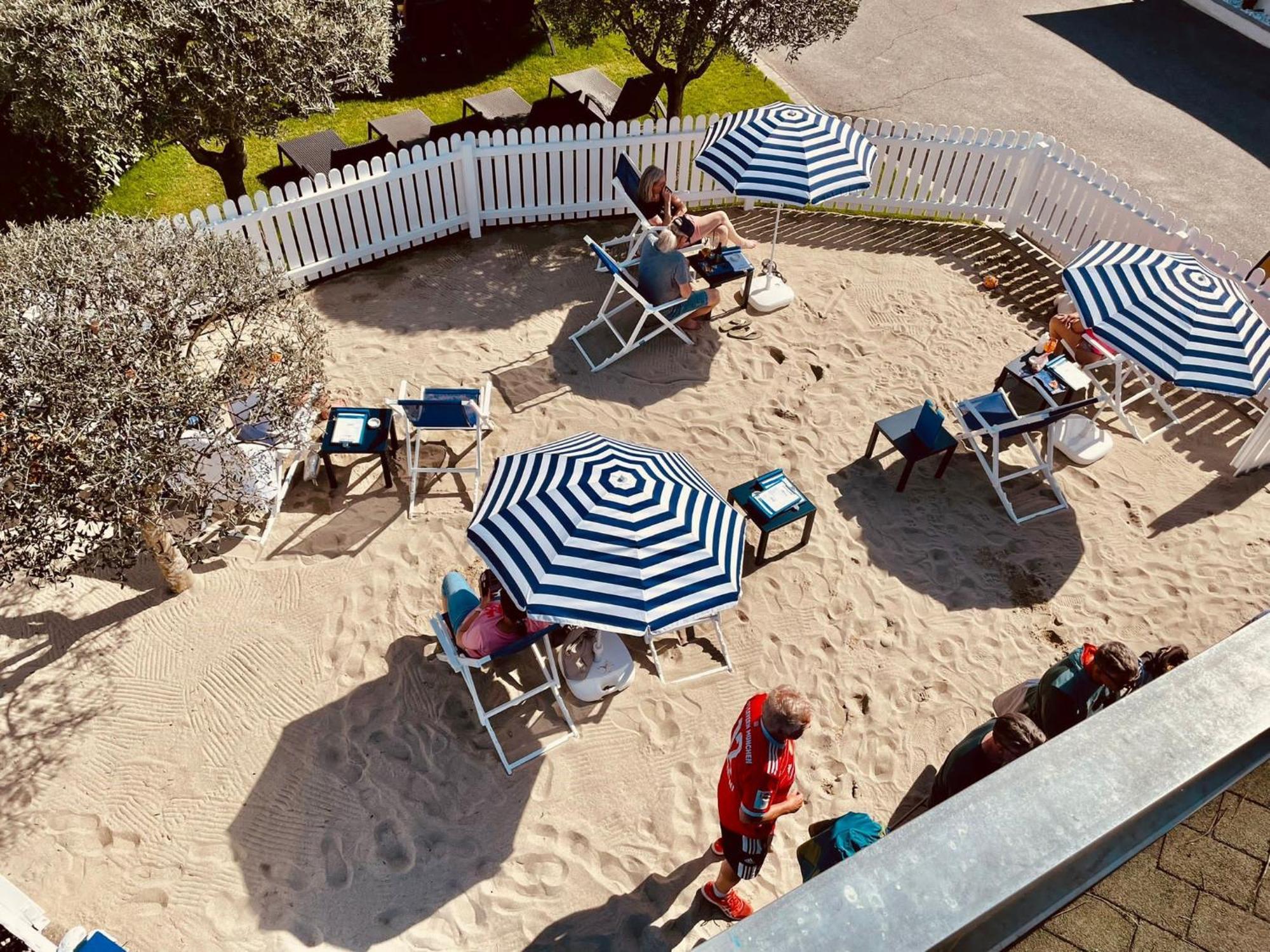 Schlosshof Charme Resort - Hotel & Camping Lana Luaran gambar